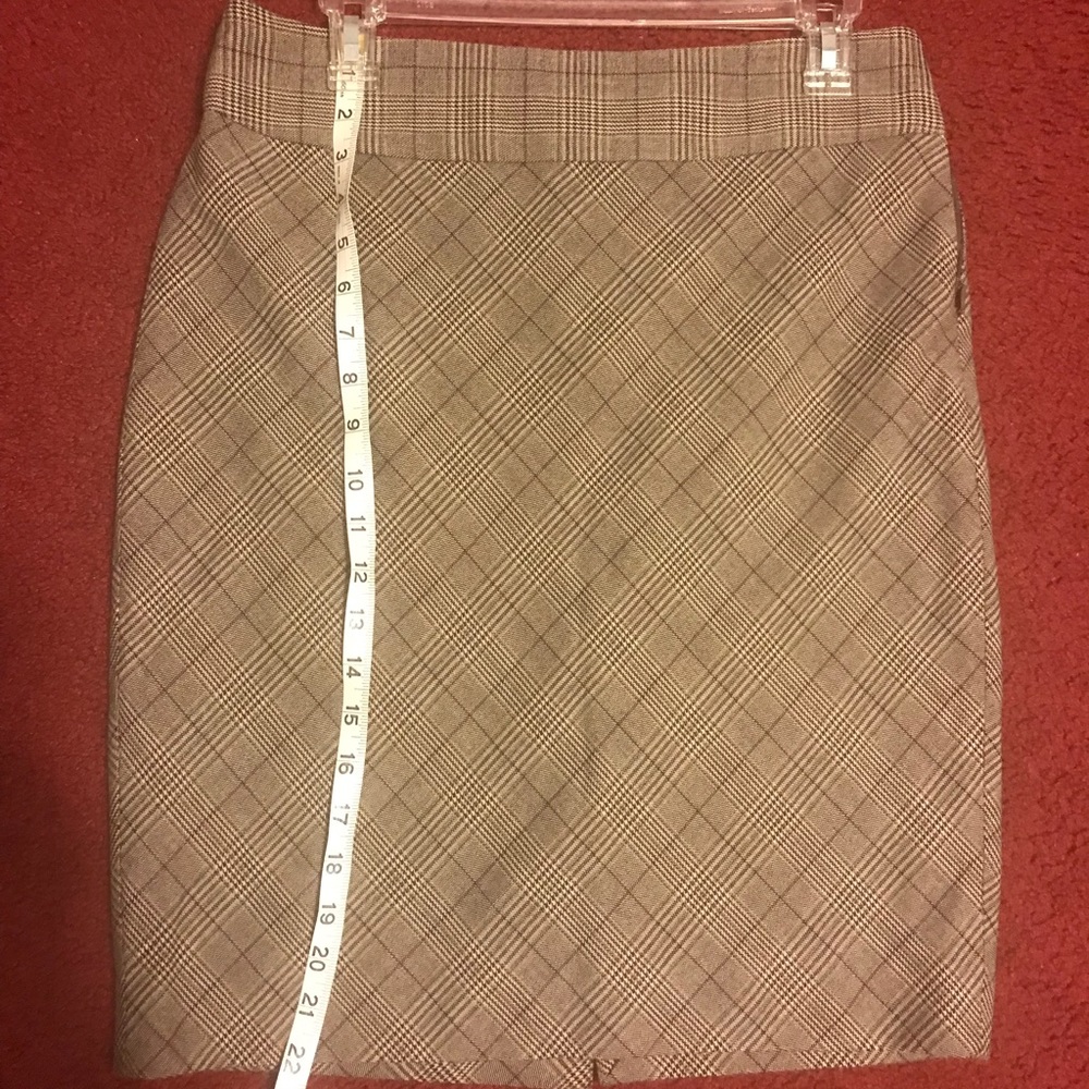 Skirt size 6